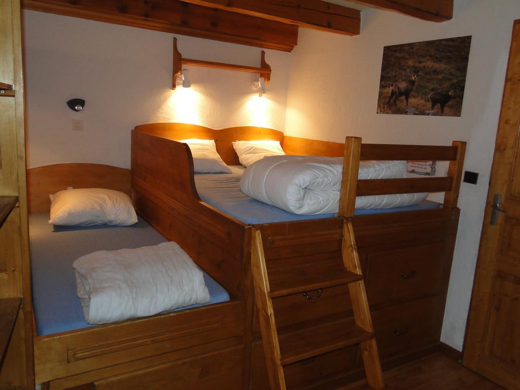 Gite Des Moulins Samoëns Exteriör bild
